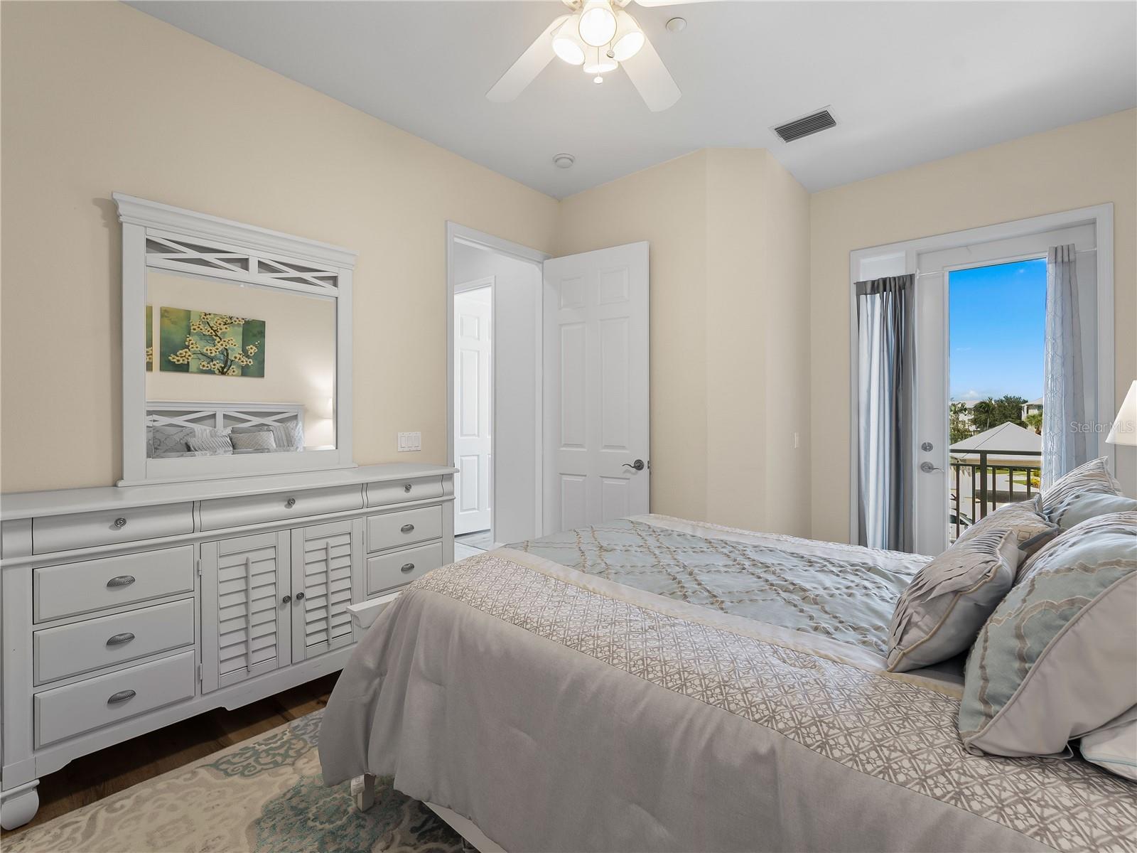 LANDINGS AT CORAL CREEK - Residential