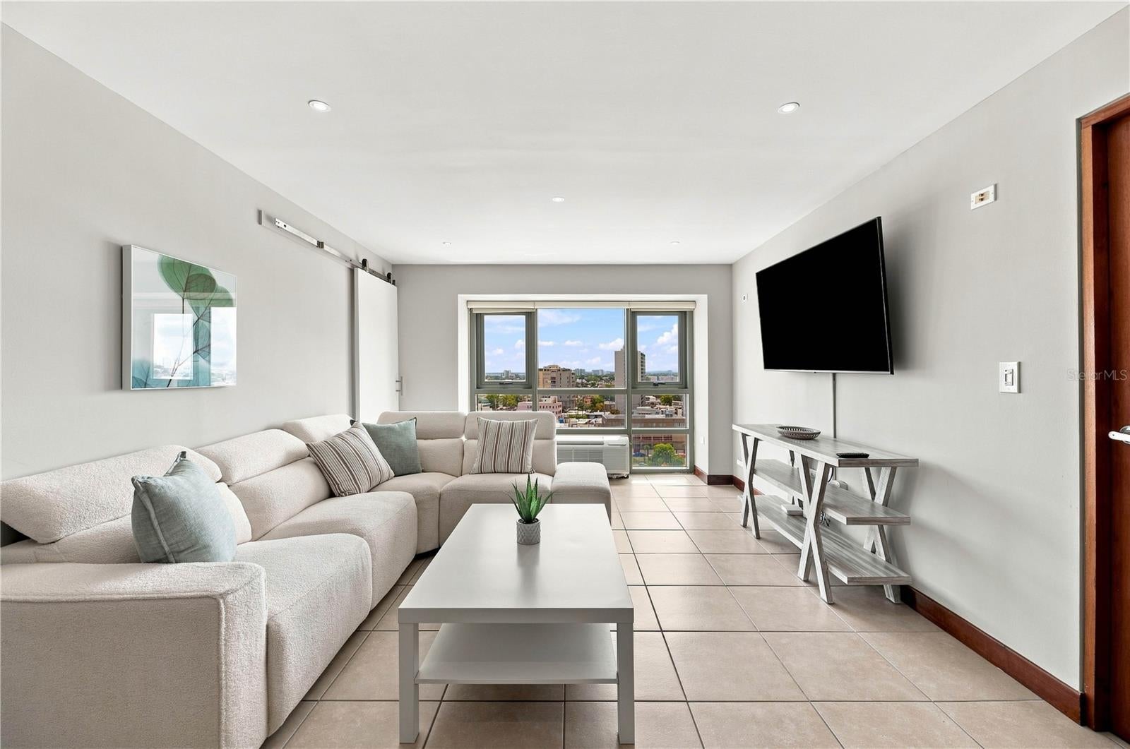 103-105 DE DIEGO AVENUE 1005N