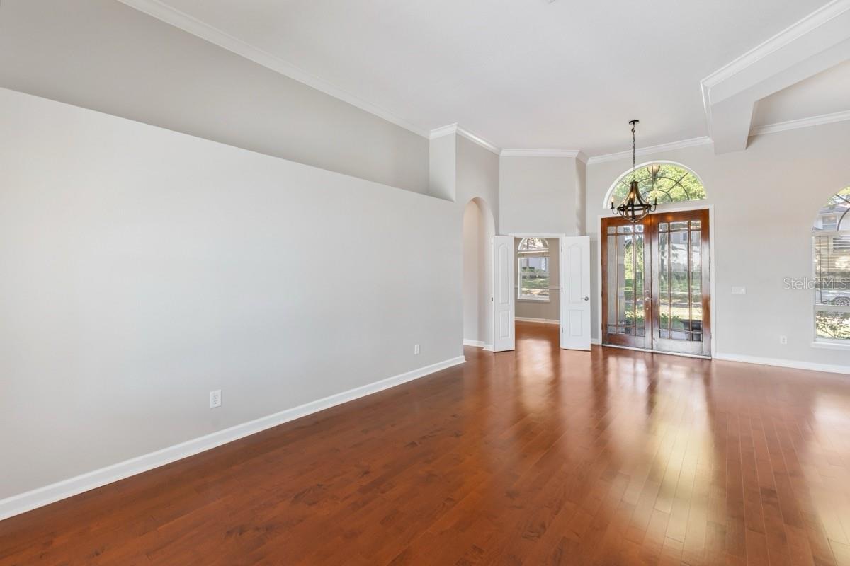 WESTMINSTER LANDING PH 01 - Residential