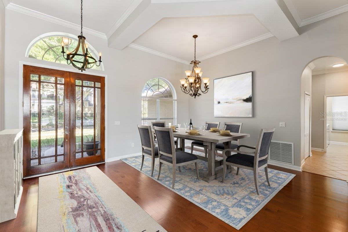 7704 KINGS PASSAGE AVENUE