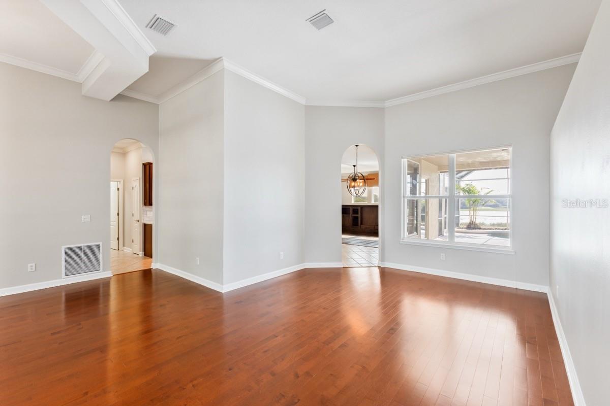 WESTMINSTER LANDING PH 01 - Residential