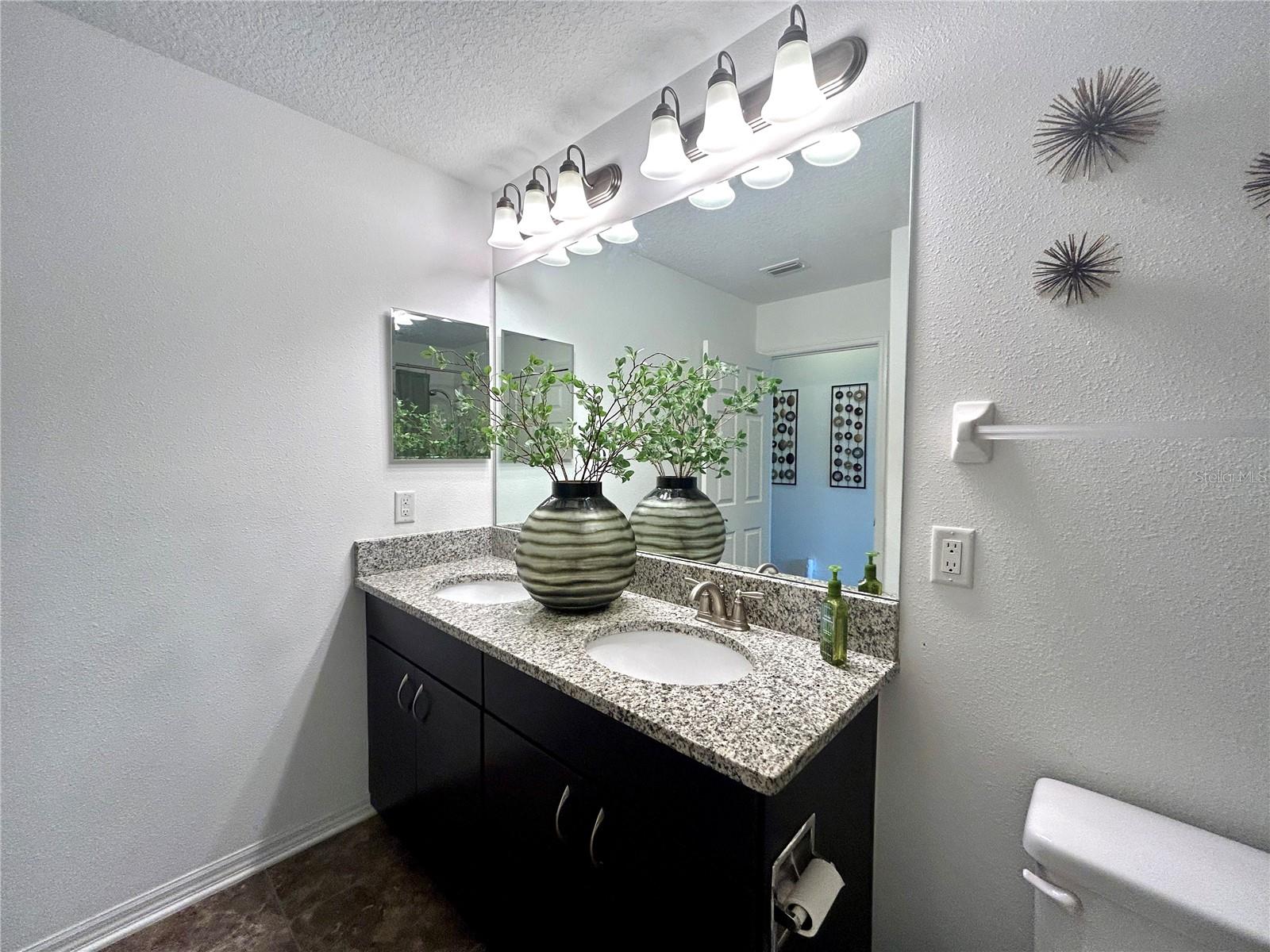 WEST LAKE TWNHMS PH 1 - Residential Lease