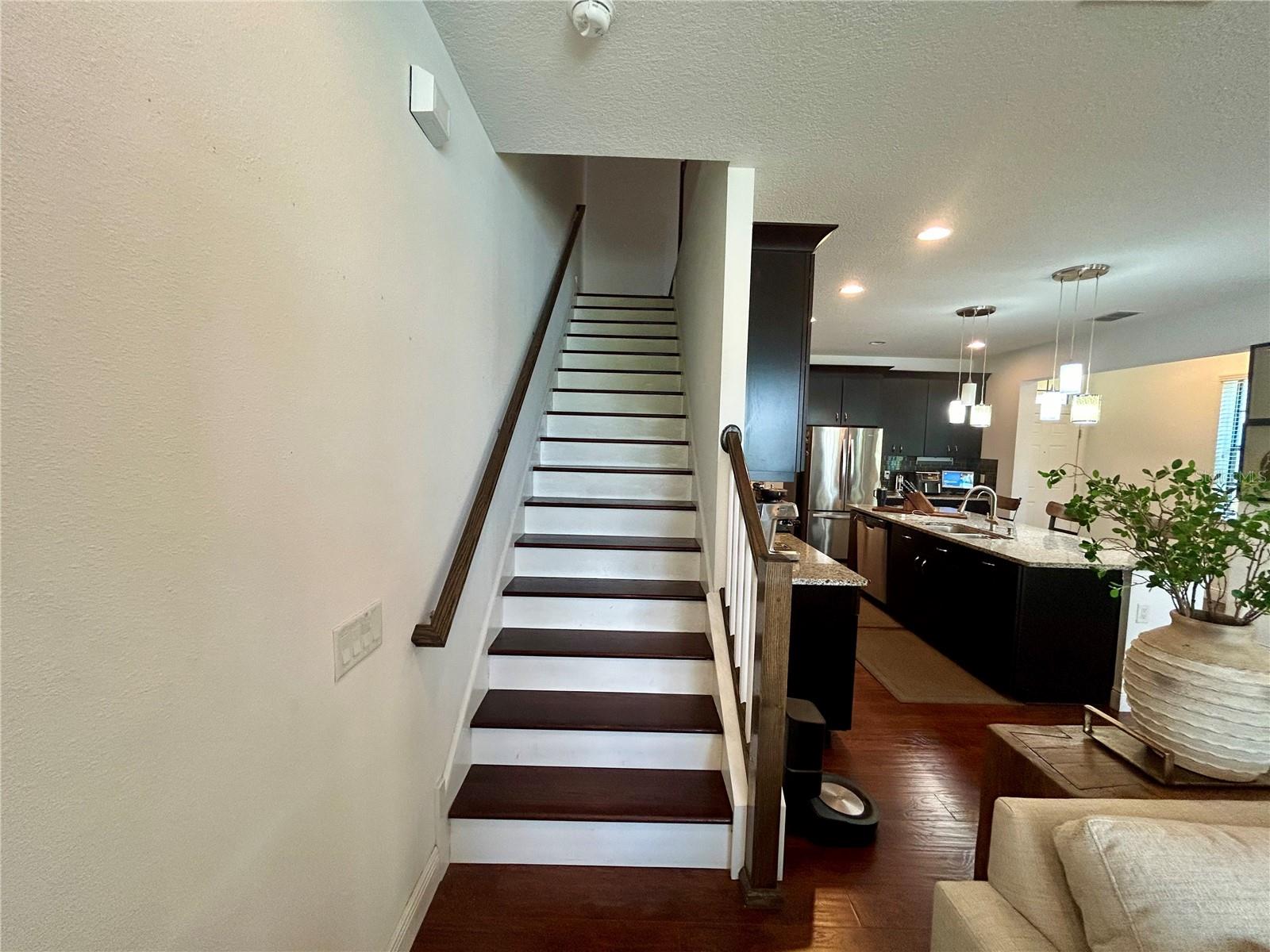 WEST LAKE TWNHMS PH 1 - Residential Lease