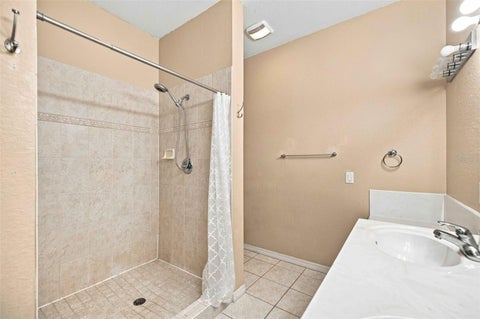 Tiny photo for 1050 NE 165th Street, Citra, FL 32113 (MLS # O6437527)