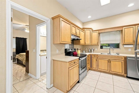Tiny photo for 1050 NE 165th Street, Citra, FL 32113 (MLS # O6437527)