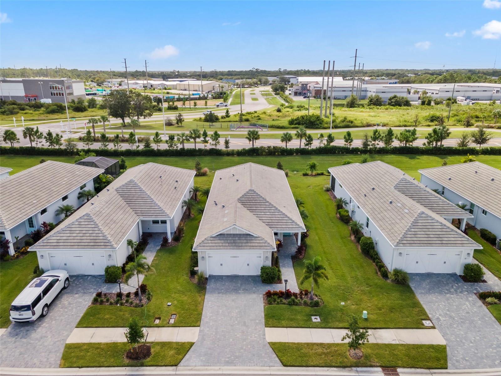 LAKEHOUSE COVE AT WATERSIDE PHASE 5 AND 6 - Residential