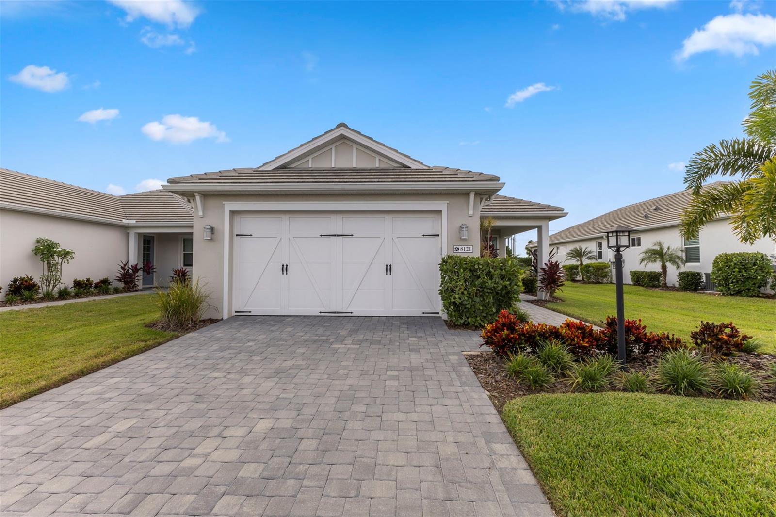 LAKEHOUSE COVE AT WATERSIDE PHASE 5 AND 6 - Residential