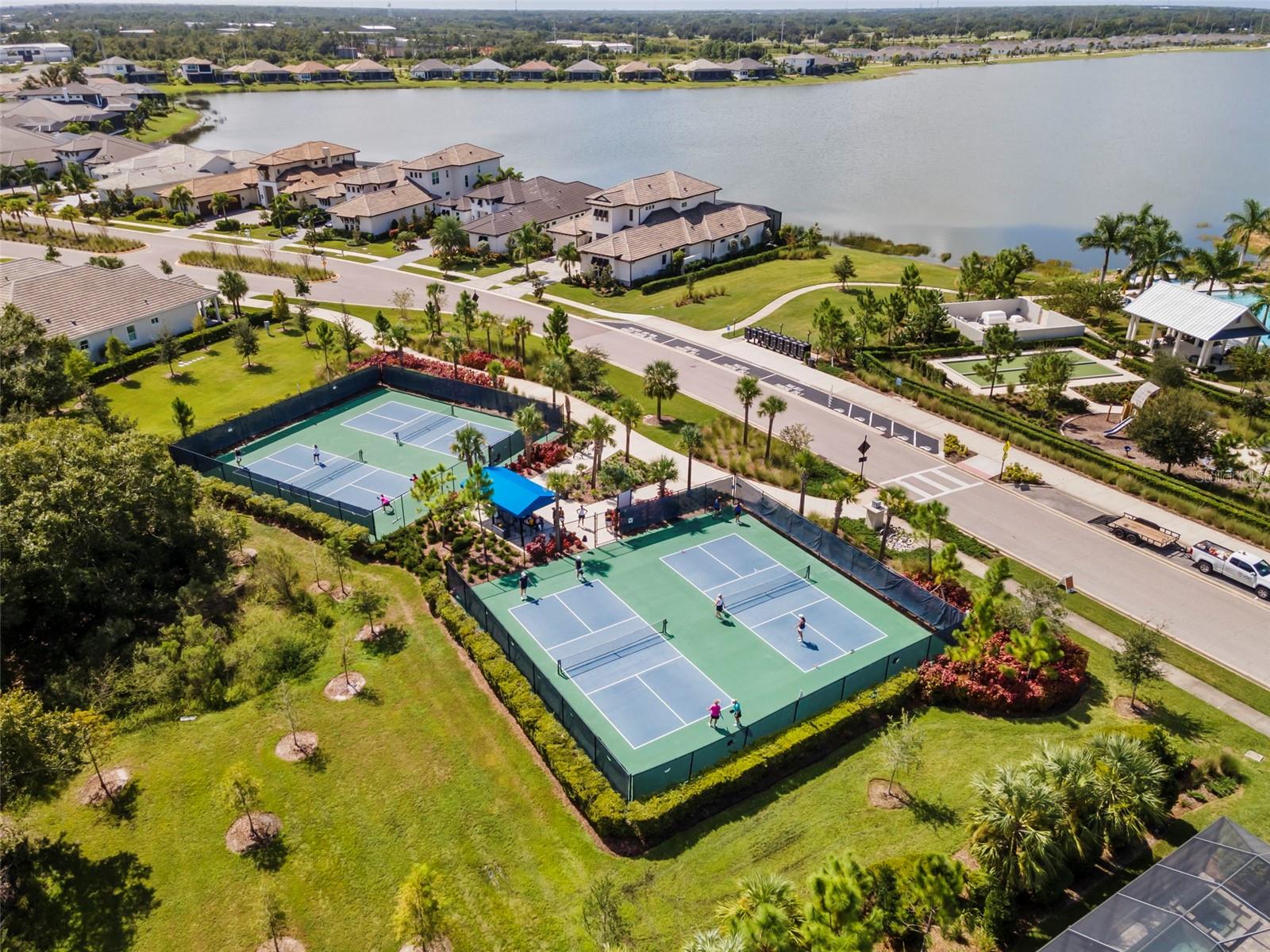 LAKEHOUSE COVE AT WATERSIDE PHASE 5 AND 6 - Residential