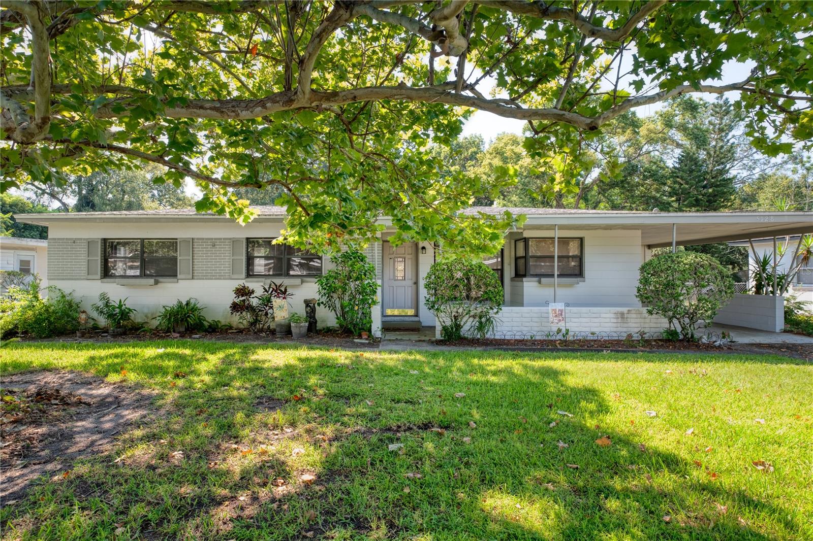 5128 LAKE HOWELL ROAD