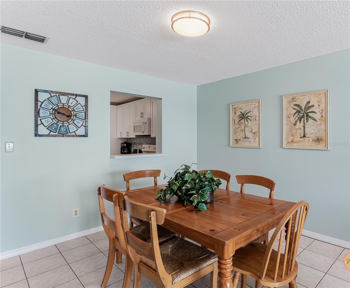SEA BREEZE OF MADEIRA CONDO - Residential