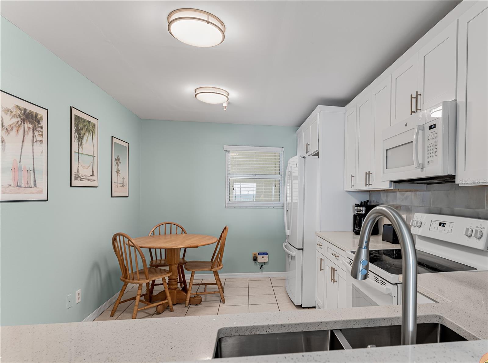 SEA BREEZE OF MADEIRA CONDO - Residential