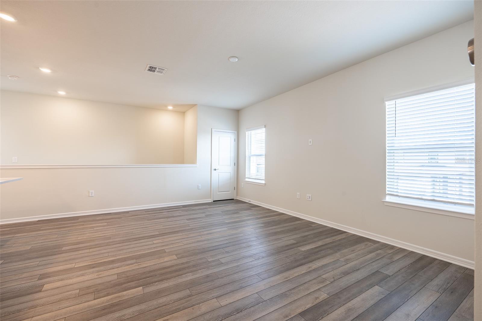 WESLYN PARK PH 3 PB 34 PGS 38-52 LOT 144 - Residential Lease