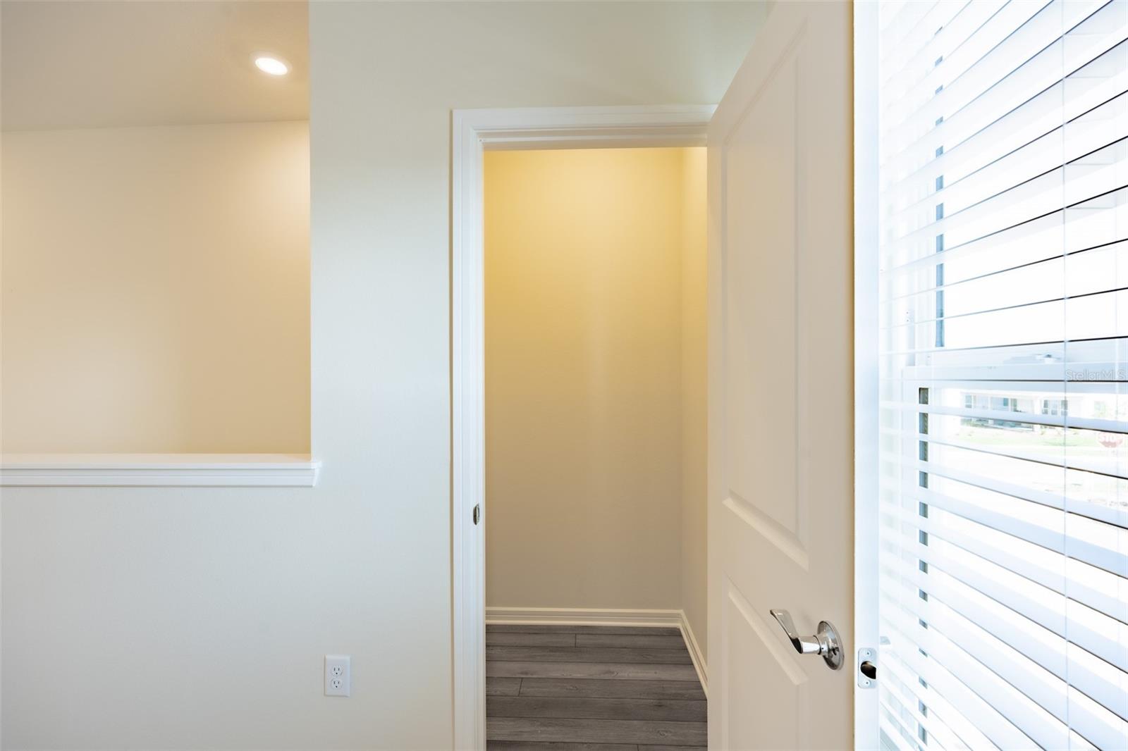 WESLYN PARK PH 3 PB 34 PGS 38-52 LOT 144 - Residential Lease