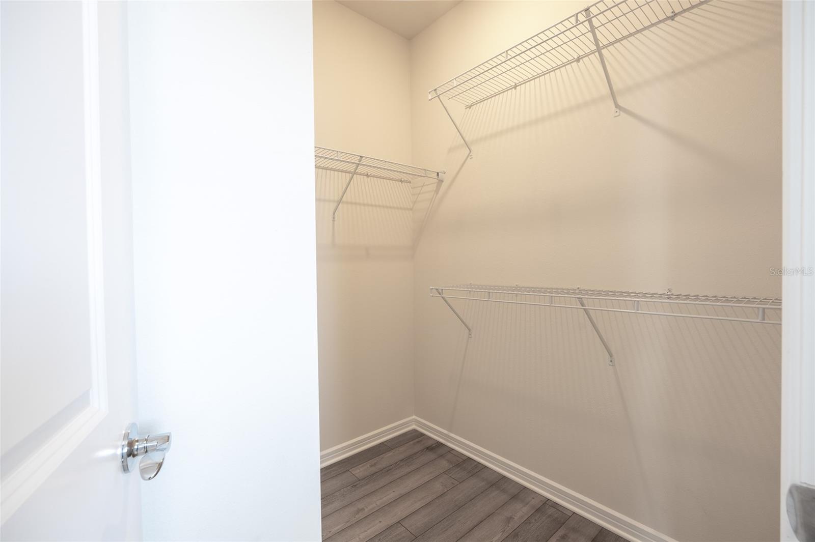 WESLYN PARK PH 3 PB 34 PGS 38-52 LOT 144 - Residential Lease