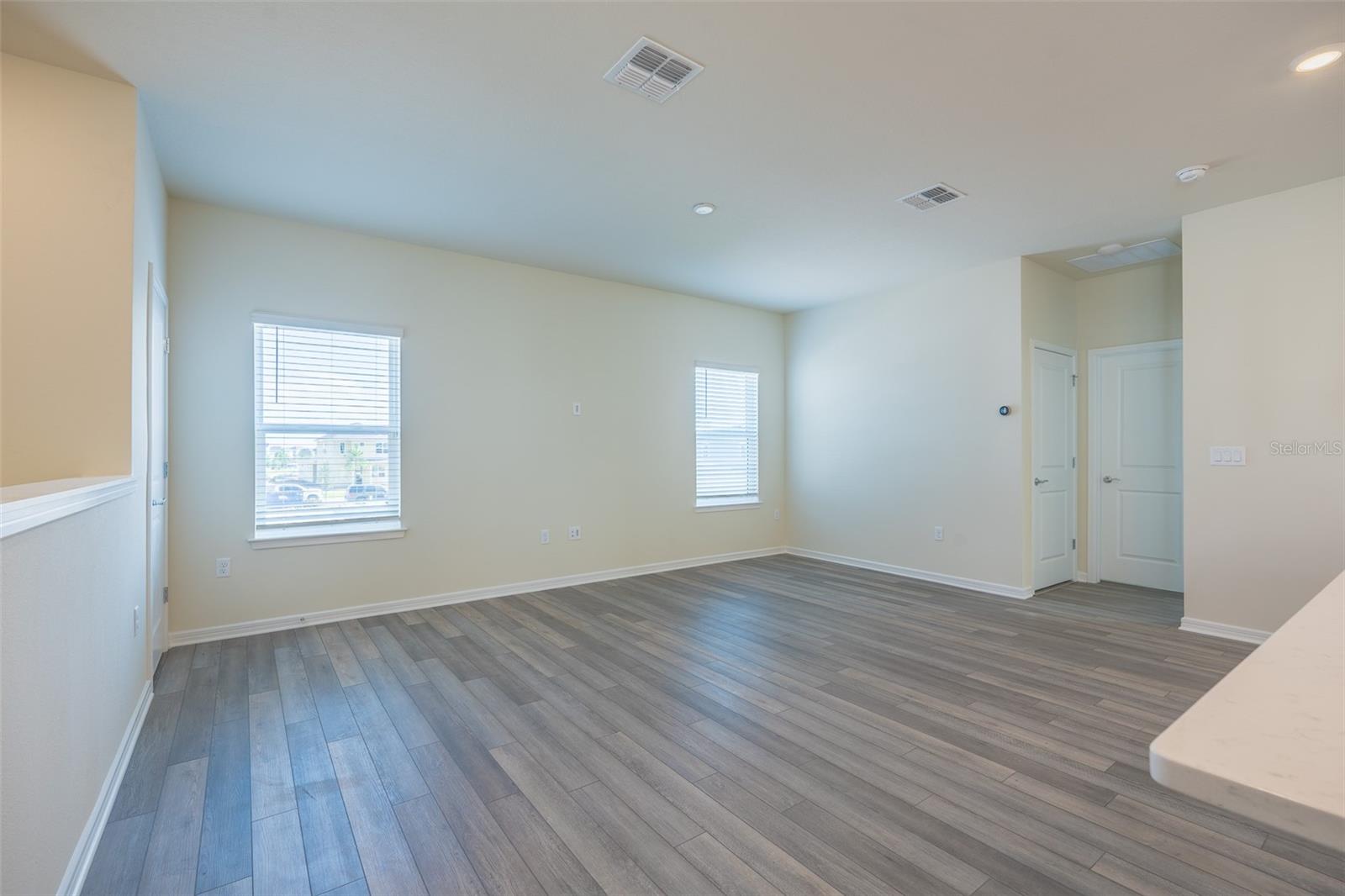 WESLYN PARK PH 3 PB 34 PGS 38-52 LOT 144 - Residential Lease