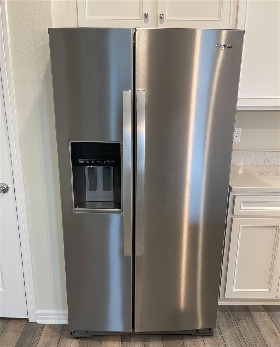 WESLYN PARK PH 3 PB 34 PGS 38-52 LOT 144 - Residential Lease