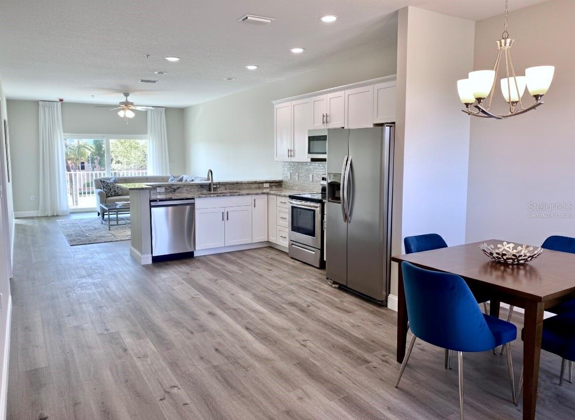 BONITA VISTA APARTMENTS - Residential Lease