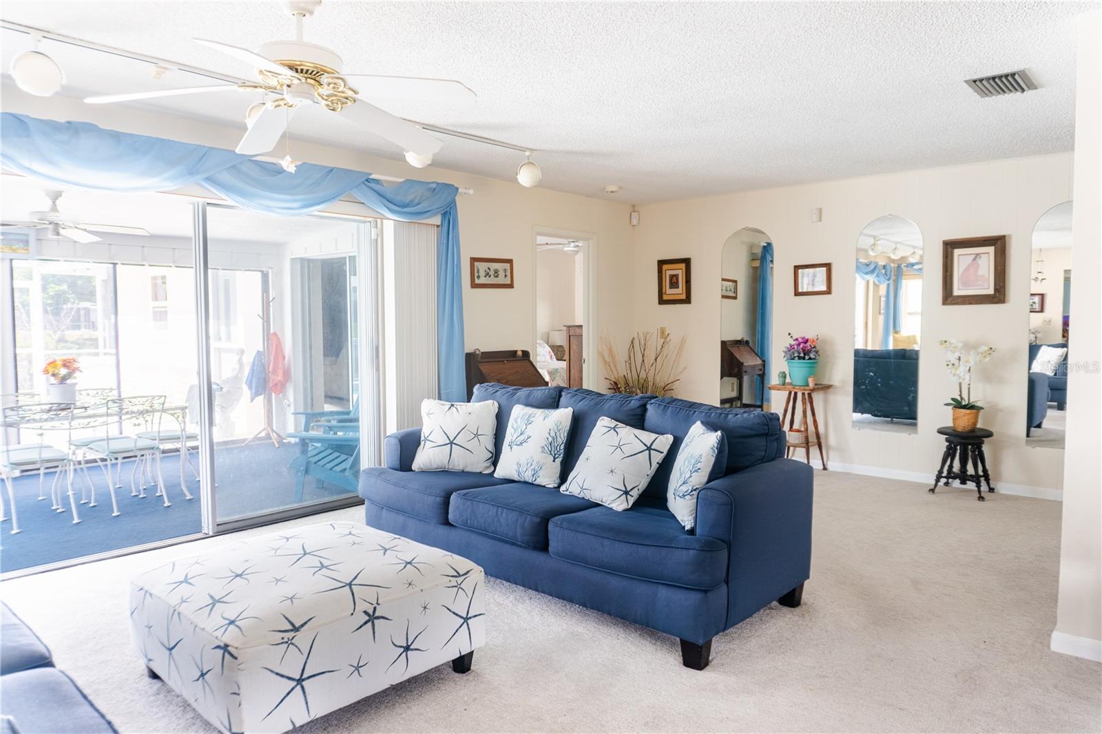 PINE LAKES - Residential