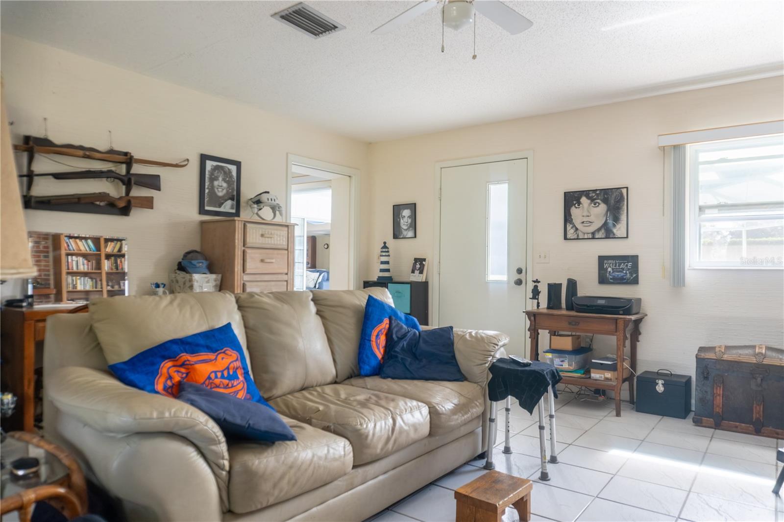 PINE LAKES - Residential