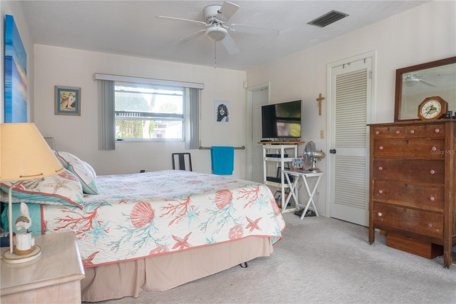 PINE LAKES - Residential