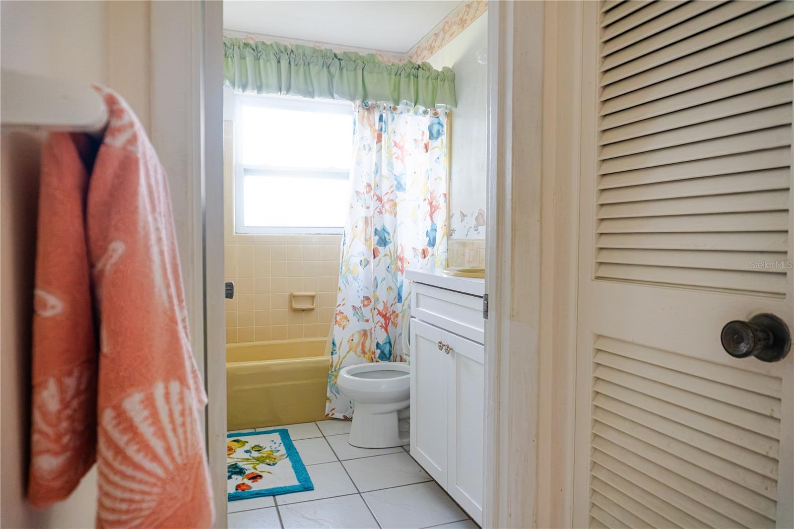 PINE LAKES - Residential