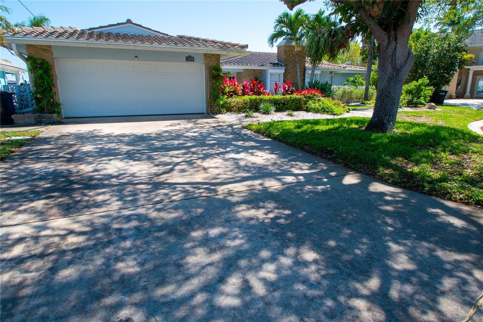 ISLAND ESTATES OF CLEARWATER - Residential