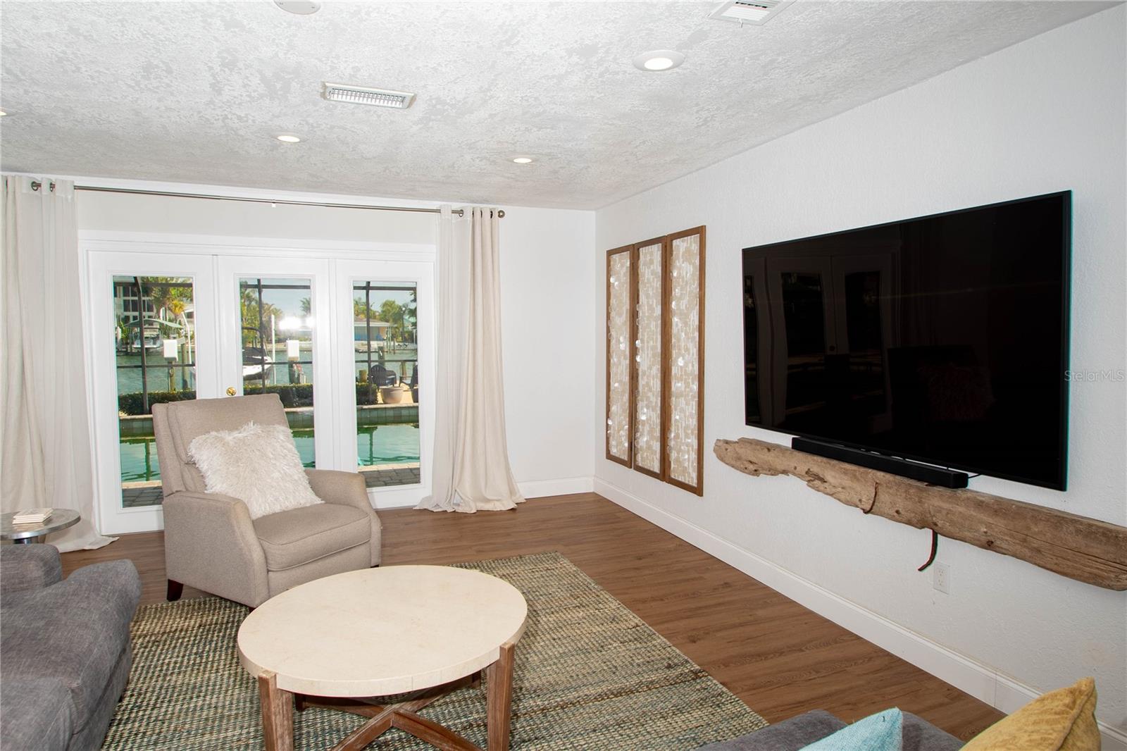 ISLAND ESTATES OF CLEARWATER - Residential