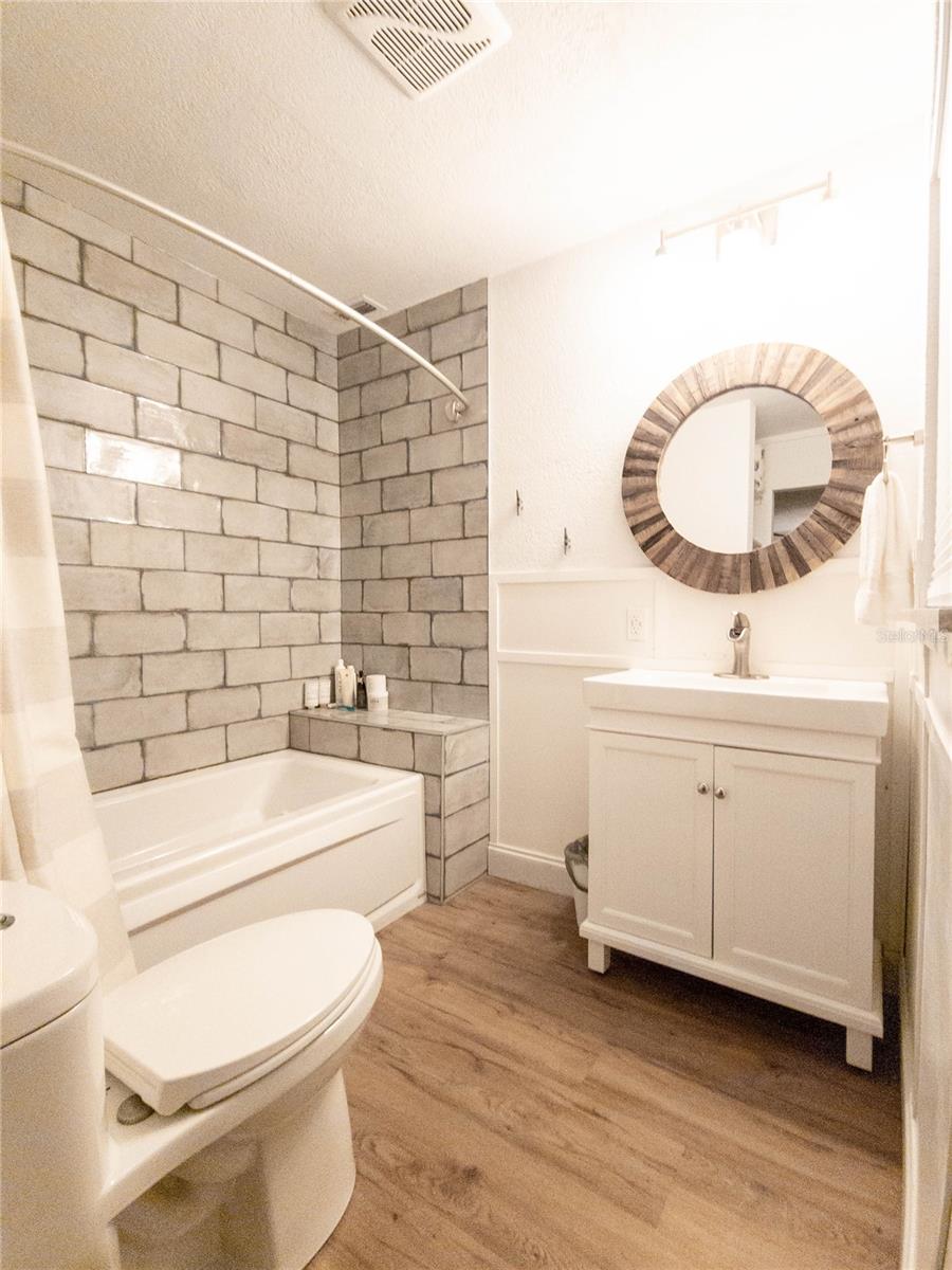 ISLAND ESTATES OF CLEARWATER - Residential