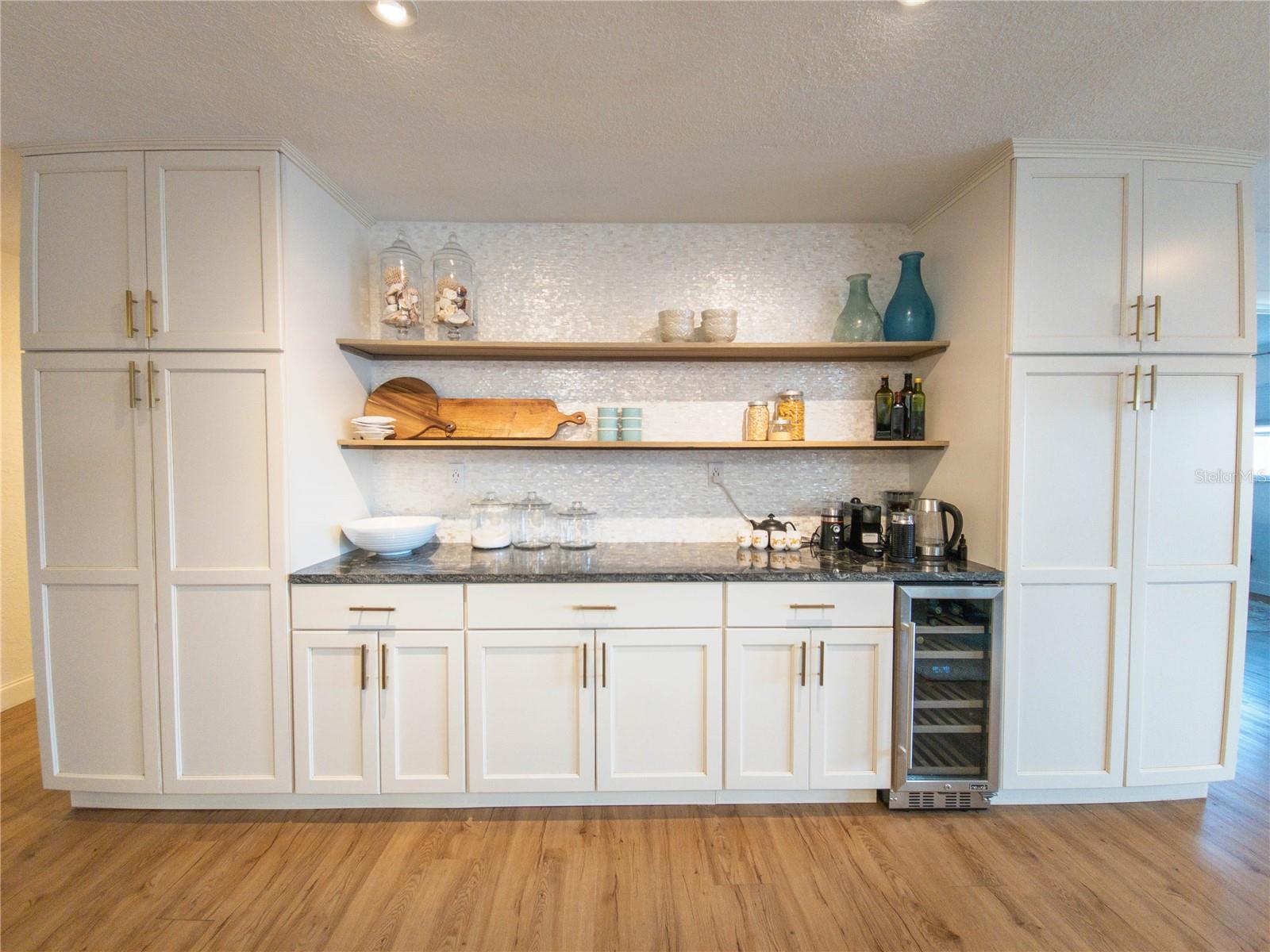 ISLAND ESTATES OF CLEARWATER - Residential