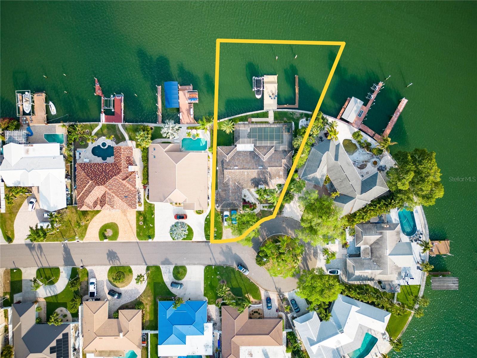 ISLAND ESTATES OF CLEARWATER - Residential