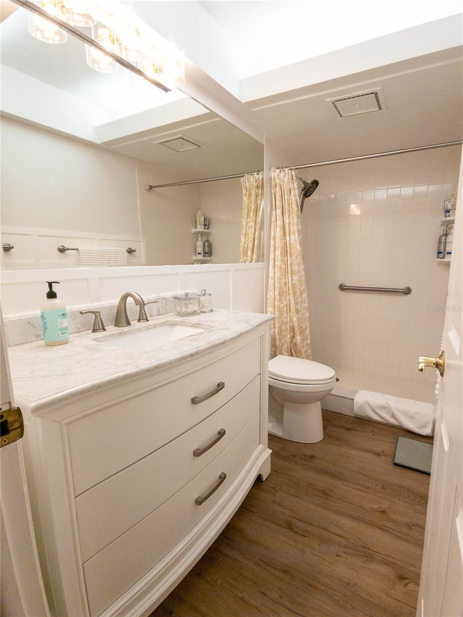 ISLAND ESTATES OF CLEARWATER - Residential