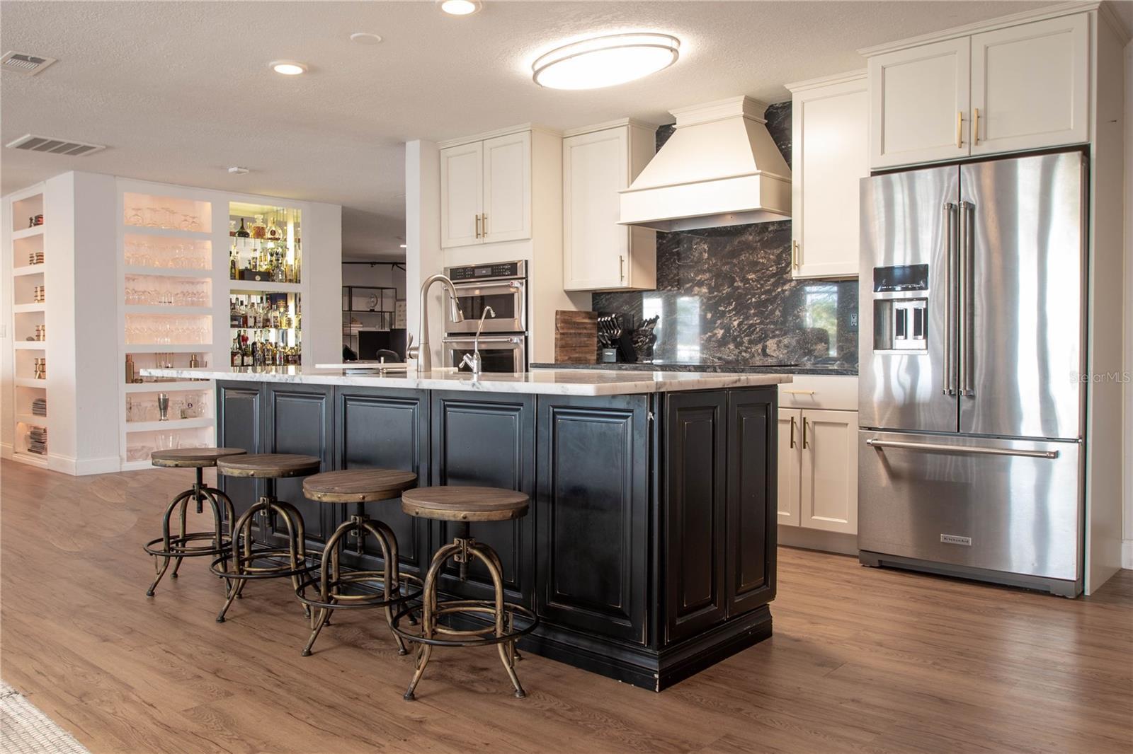 ISLAND ESTATES OF CLEARWATER - Residential