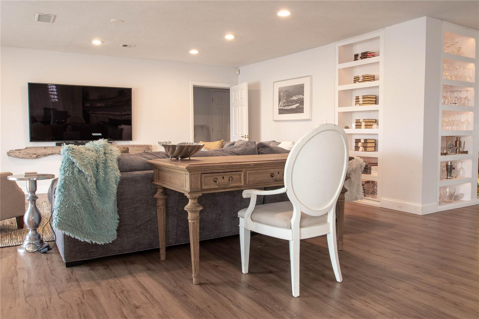 ISLAND ESTATES OF CLEARWATER - Residential