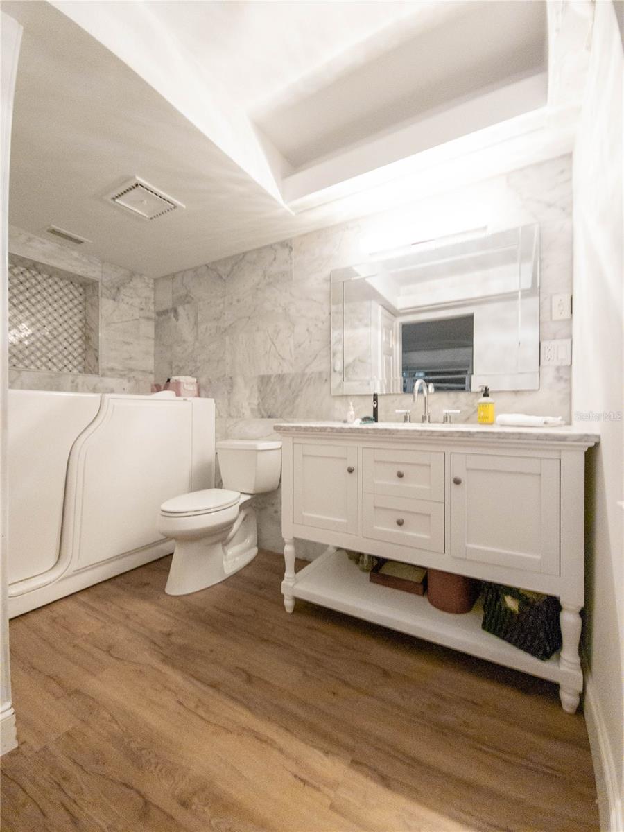 ISLAND ESTATES OF CLEARWATER - Residential