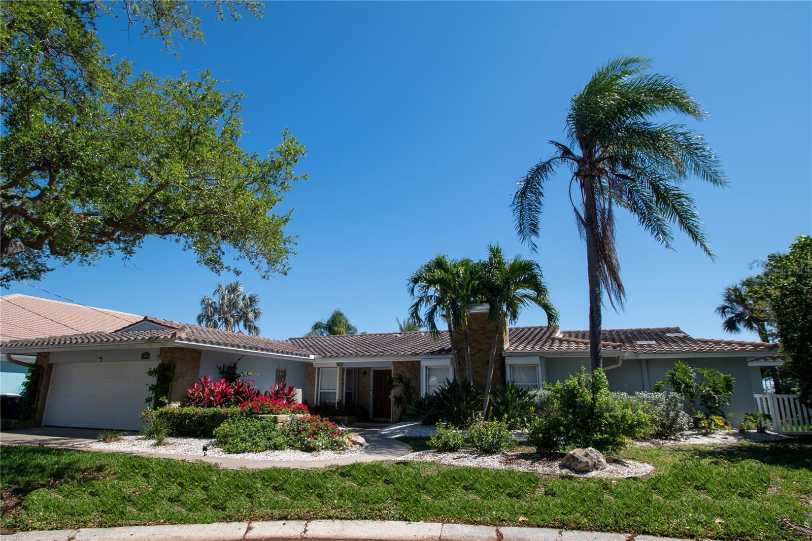 ISLAND ESTATES OF CLEARWATER - Residential