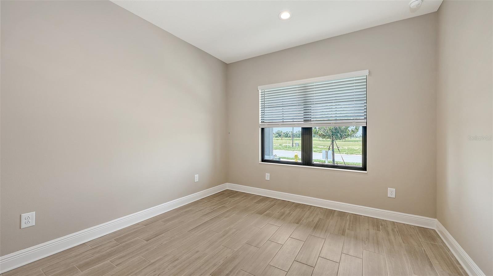 PALM GROVE AT LAKEWOOD RANCH - Residential