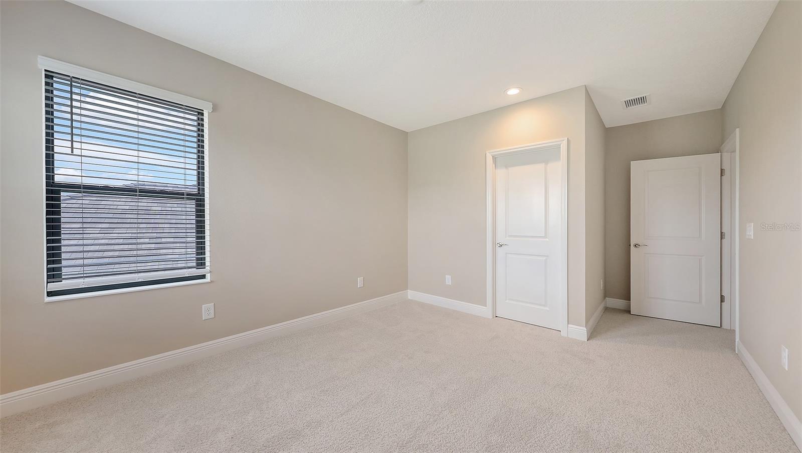 PALM GROVE AT LAKEWOOD RANCH - Residential