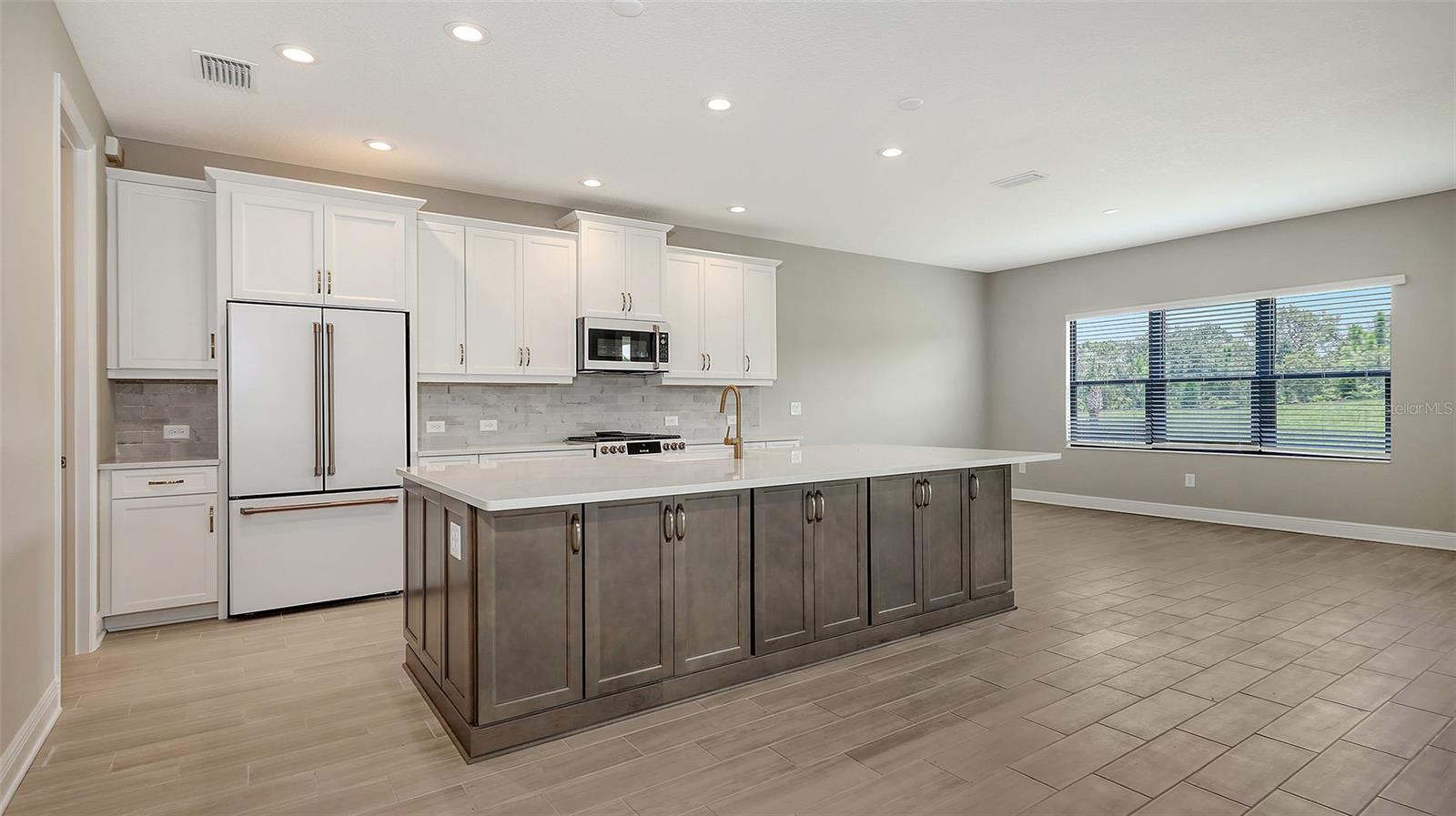 PALM GROVE AT LAKEWOOD RANCH - Residential