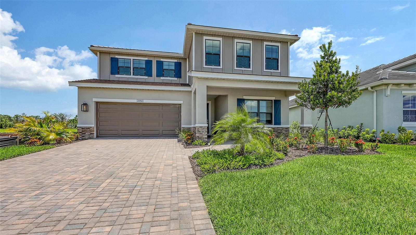 2254 LADY PALM LOOP