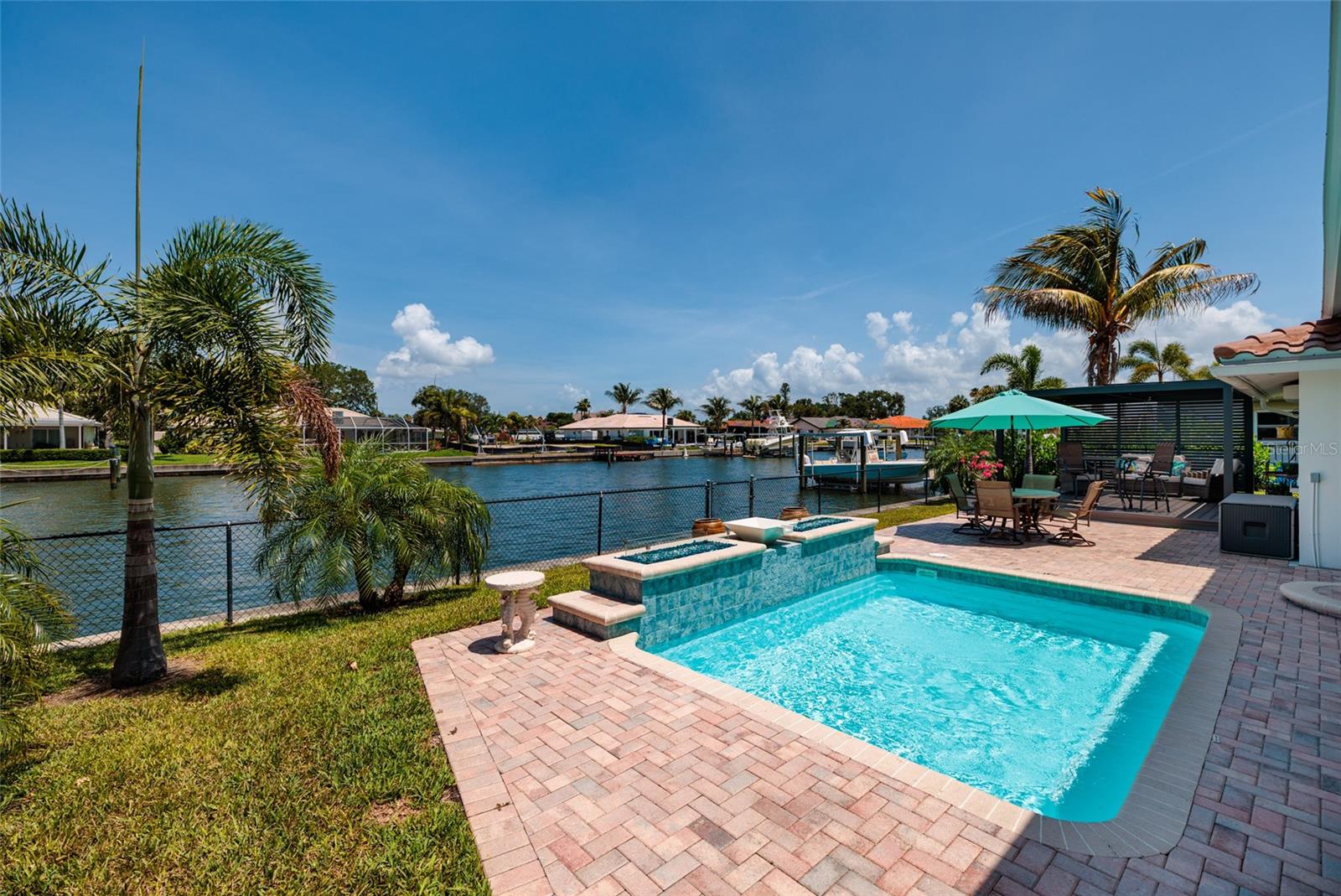 VENETIAN ISLES - Residential