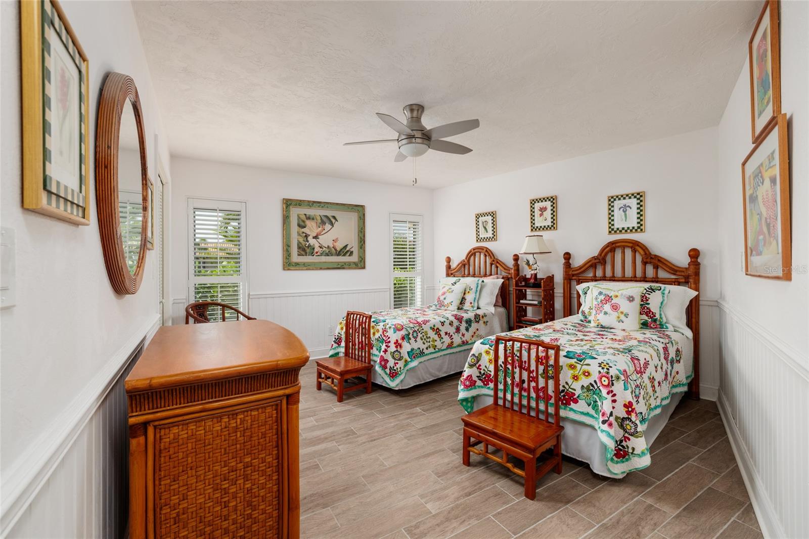 VENETIAN ISLES - Residential