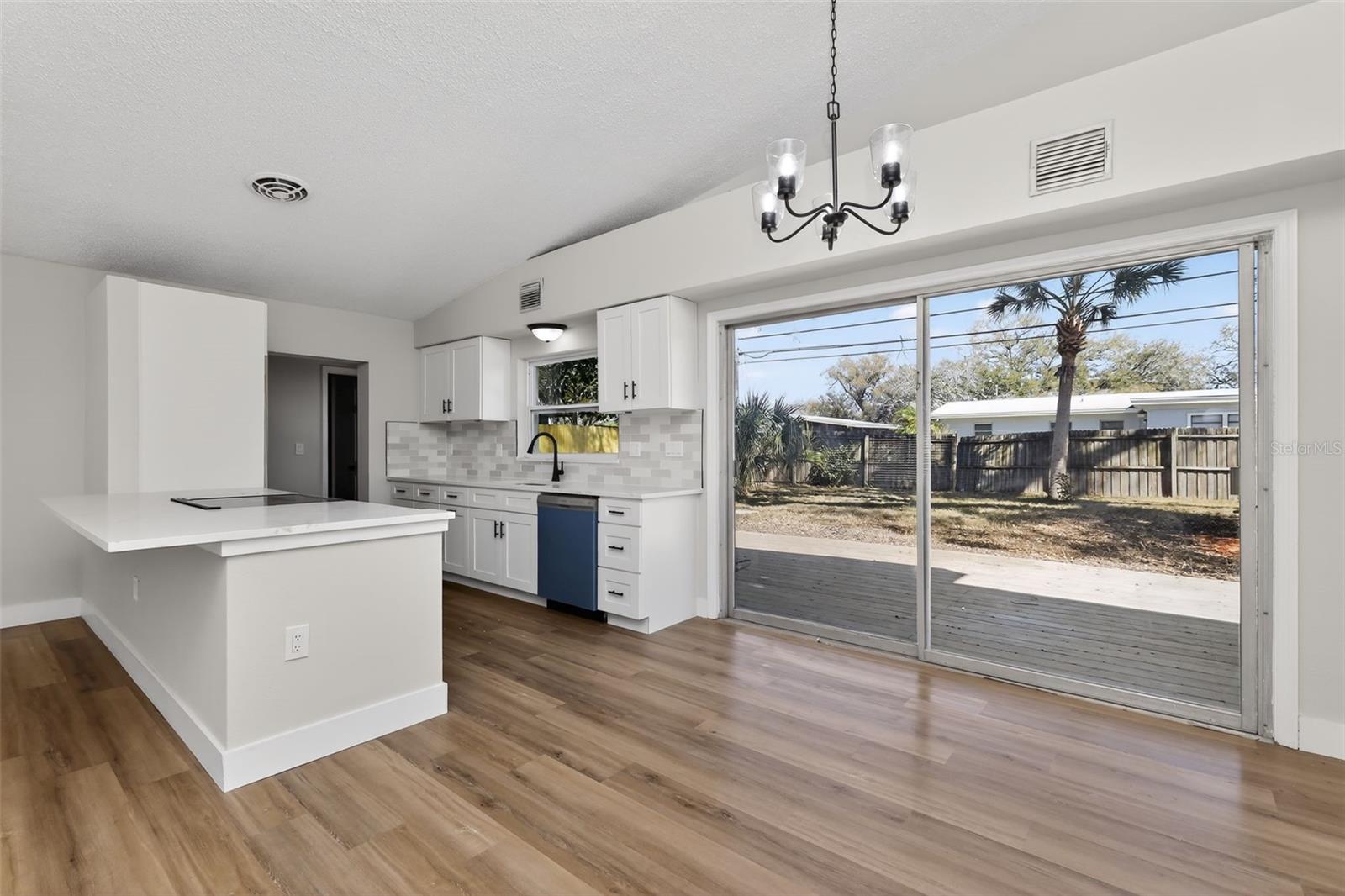 HIGHLAND PINES 5TH ADD - Residential