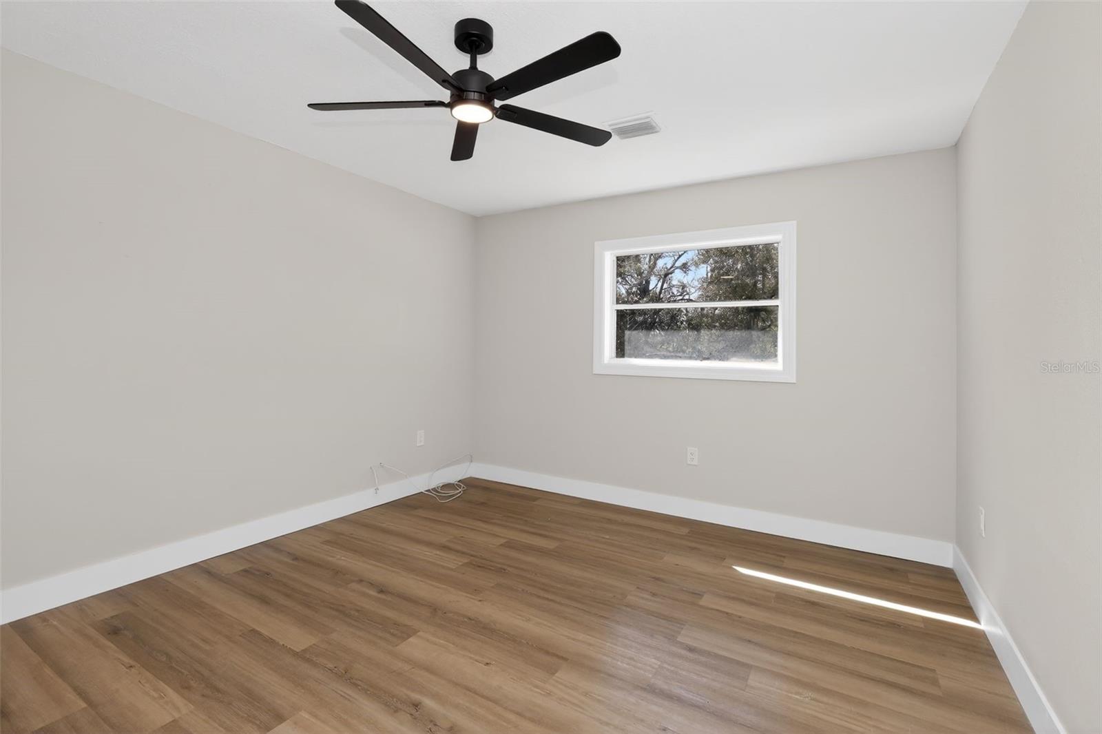 HIGHLAND PINES 5TH ADD - Residential