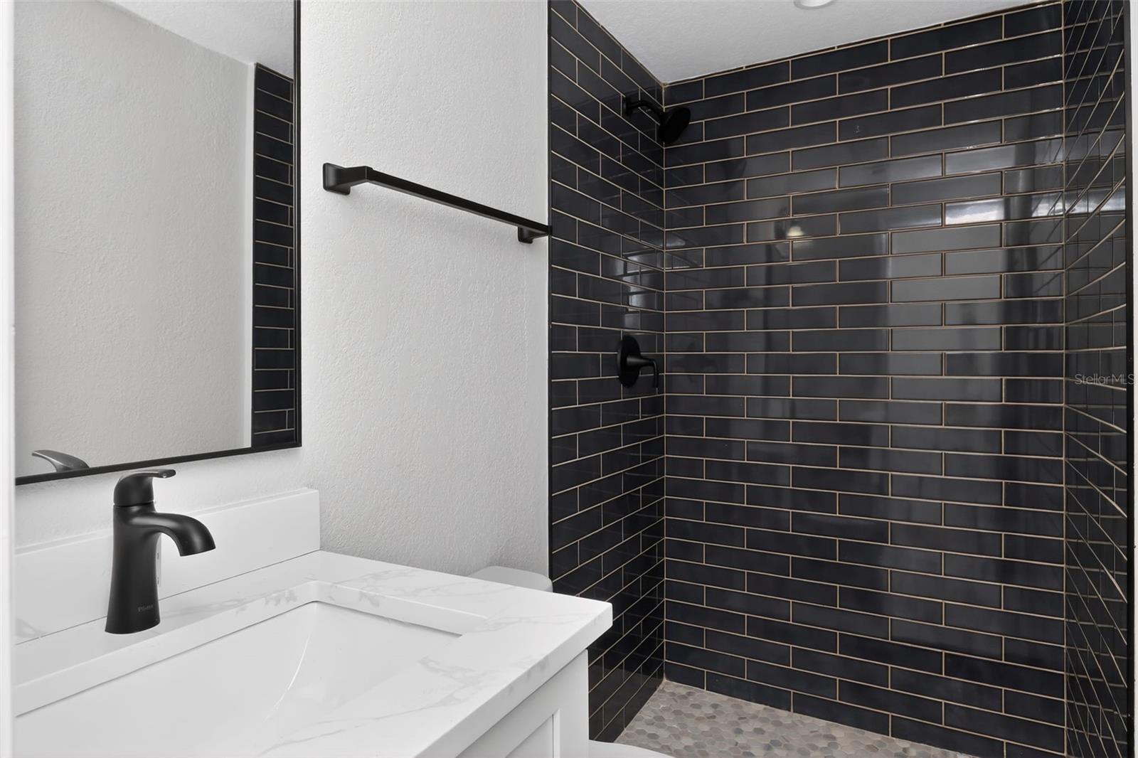 HIGHLAND PINES 5TH ADD - Residential