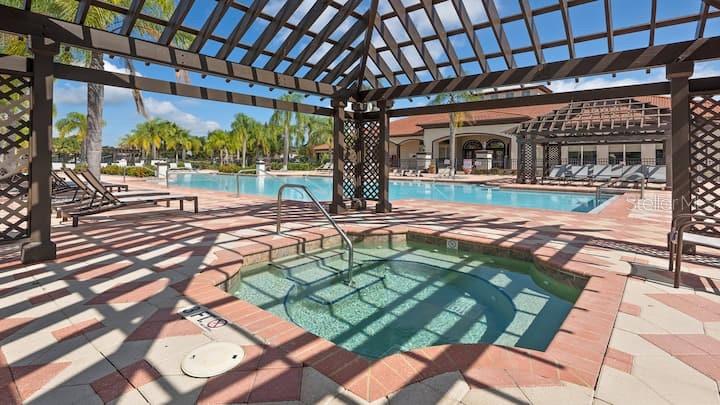 BELLAVIDA PH 2C - Residential