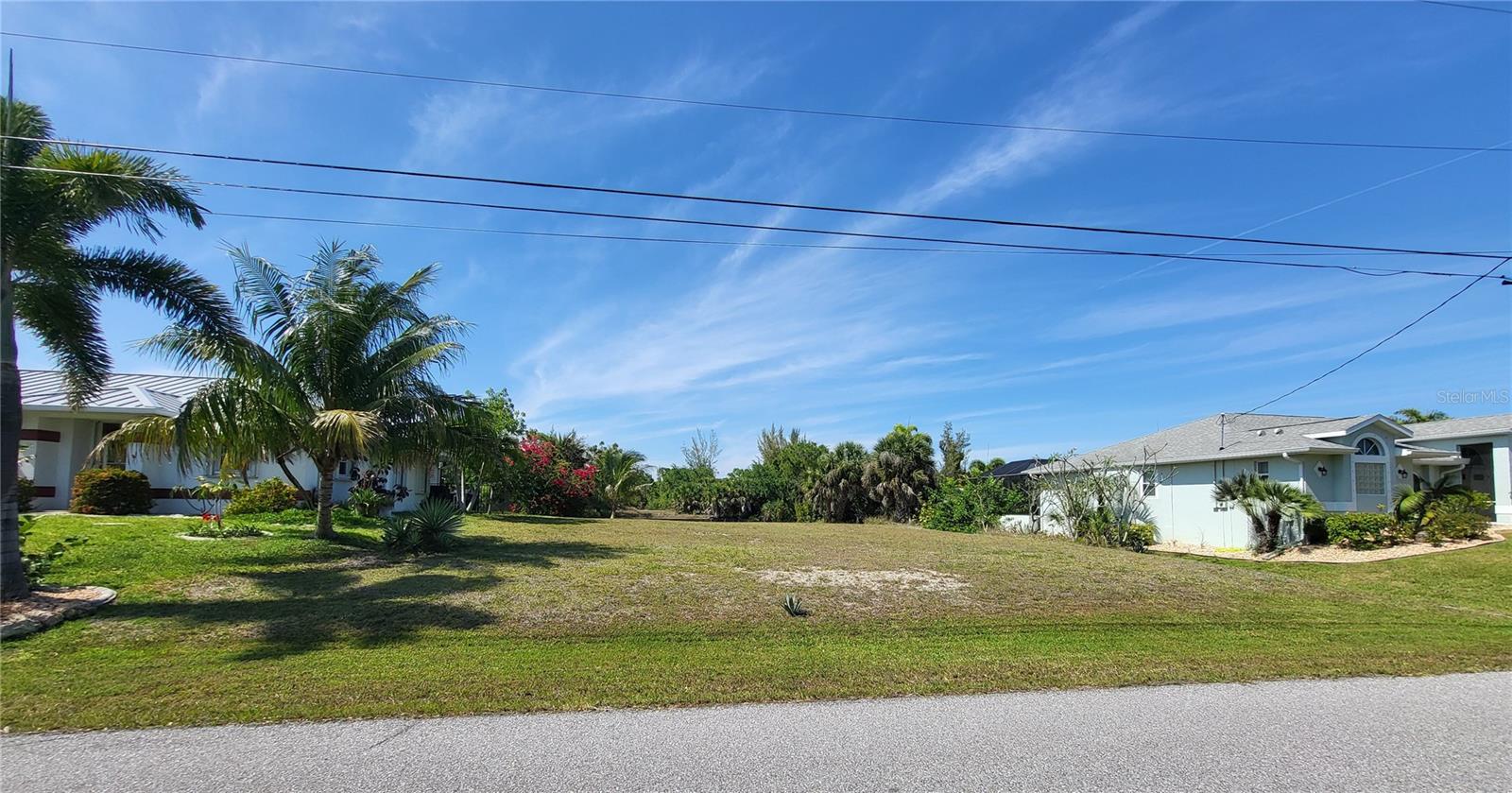 PORT CHARLOTTE SEC 082 - Land