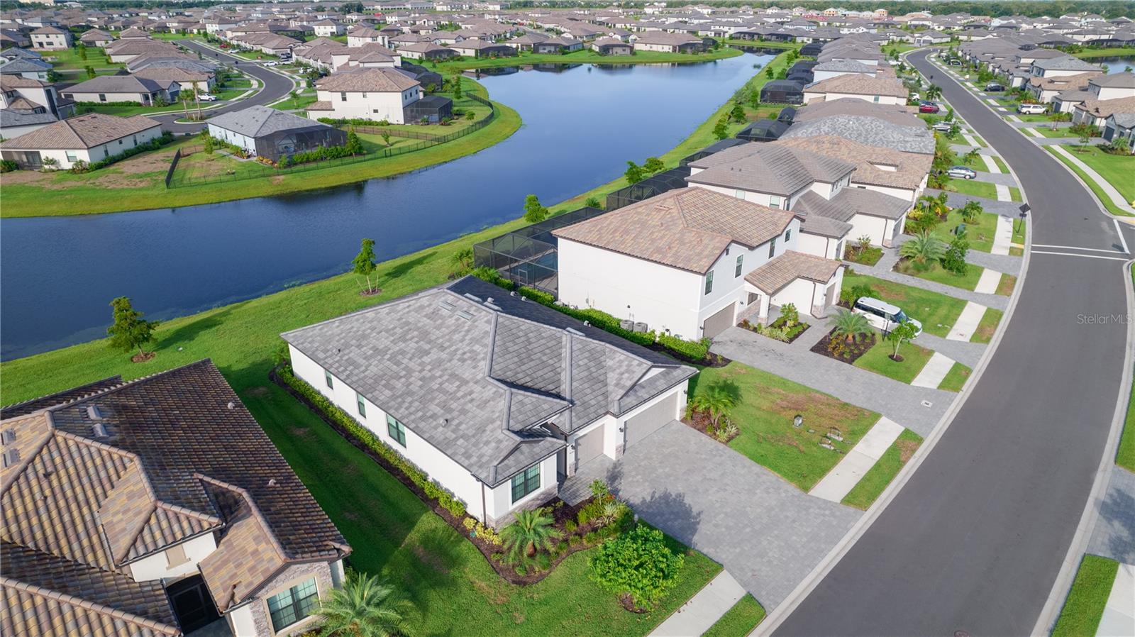 5040 SEAFOAM TRAIL