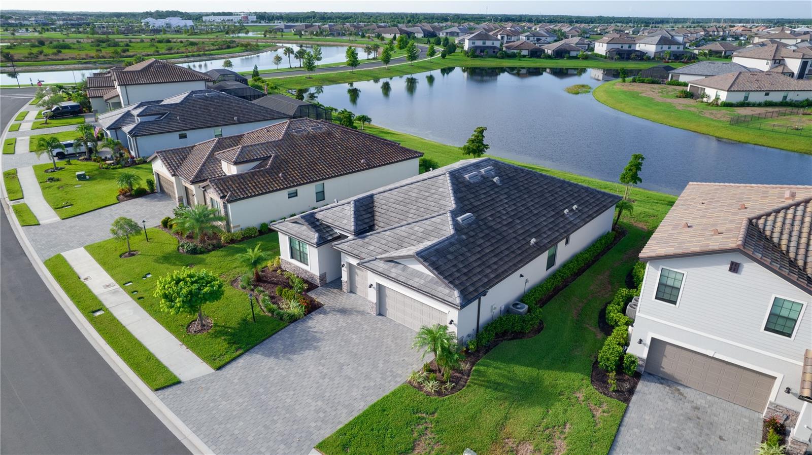 5040 SEAFOAM TRAIL