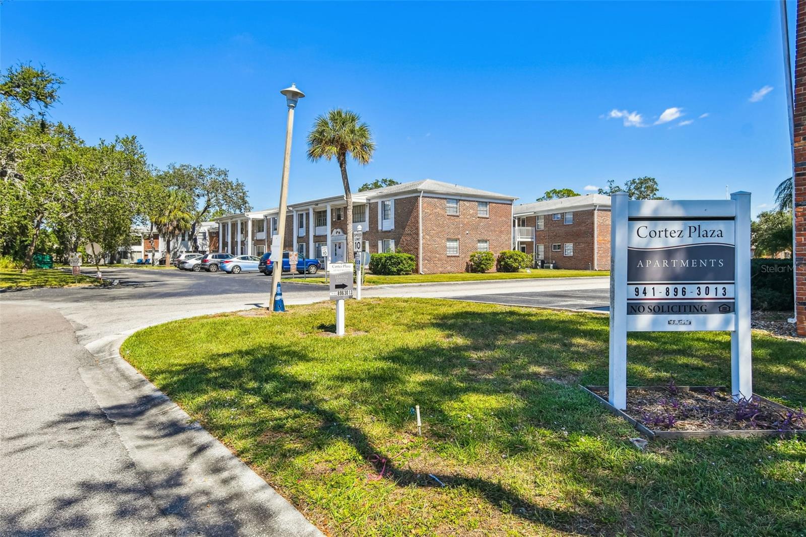 CENTRAL CORTEZ PLAZA - Residential