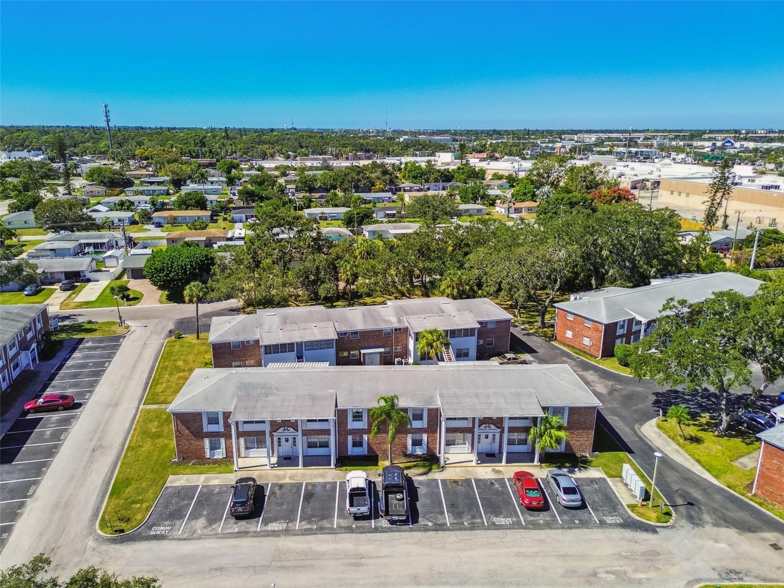 CENTRAL CORTEZ PLAZA - Residential